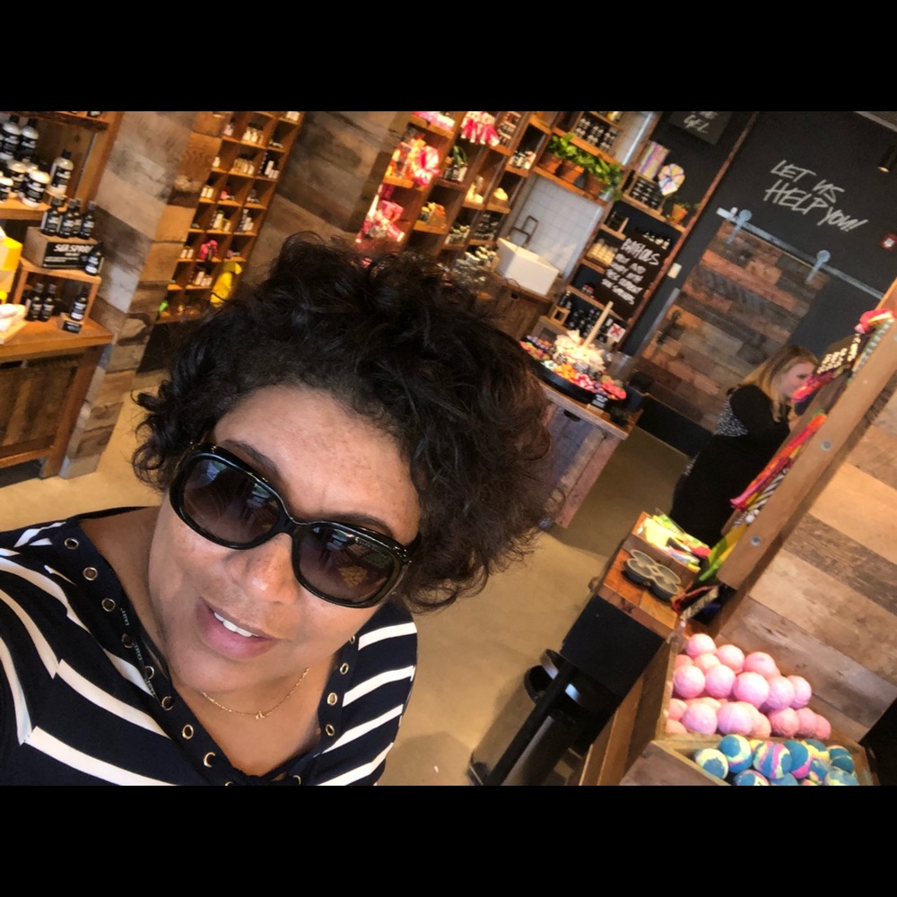 Meet your Posher, Linda